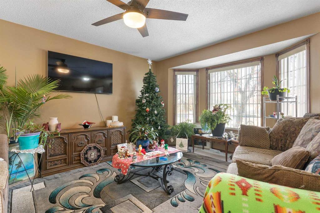 Picture for 18 Greenview Crescent 