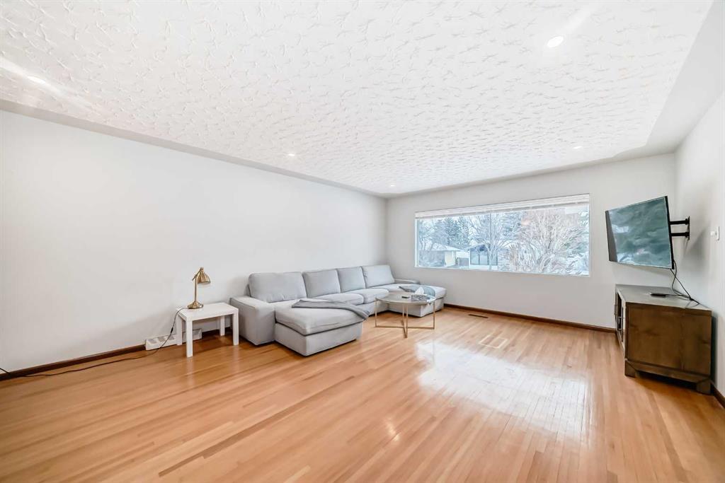 Picture for 31 Fenton Road SE