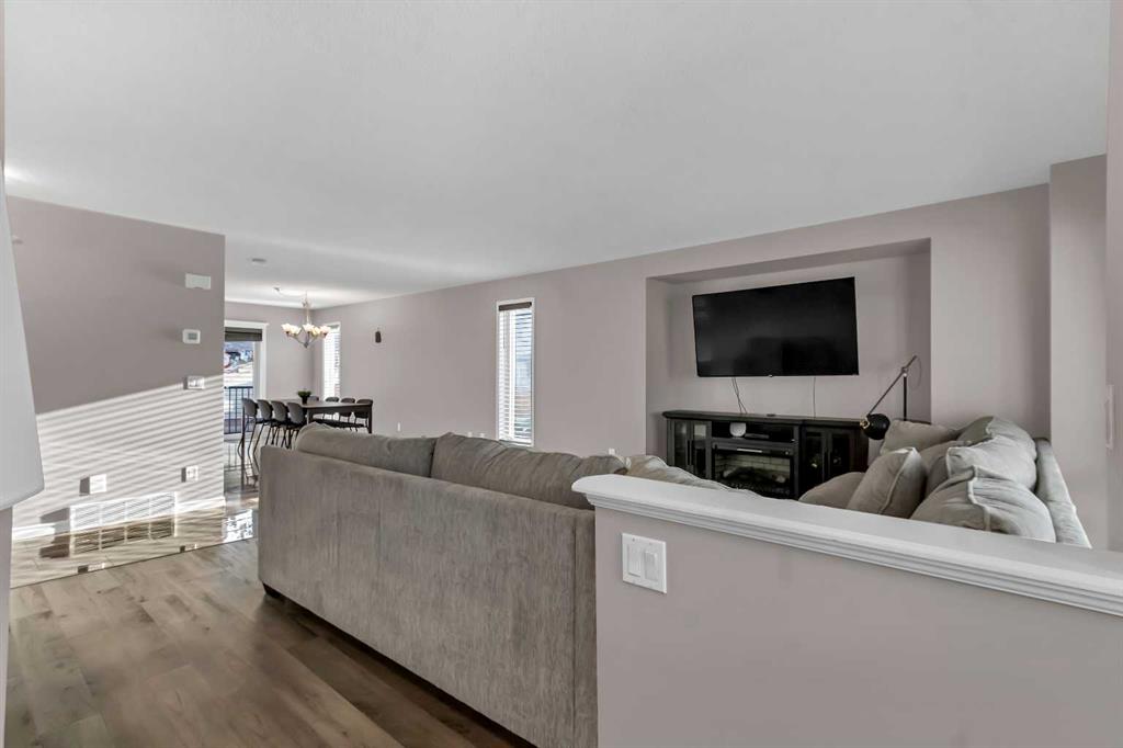 Picture for 178 Evansmeade Common NW