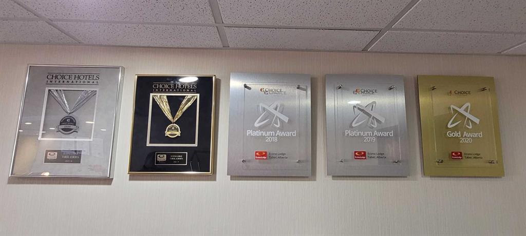 Picture for 5302 46 Avenue 