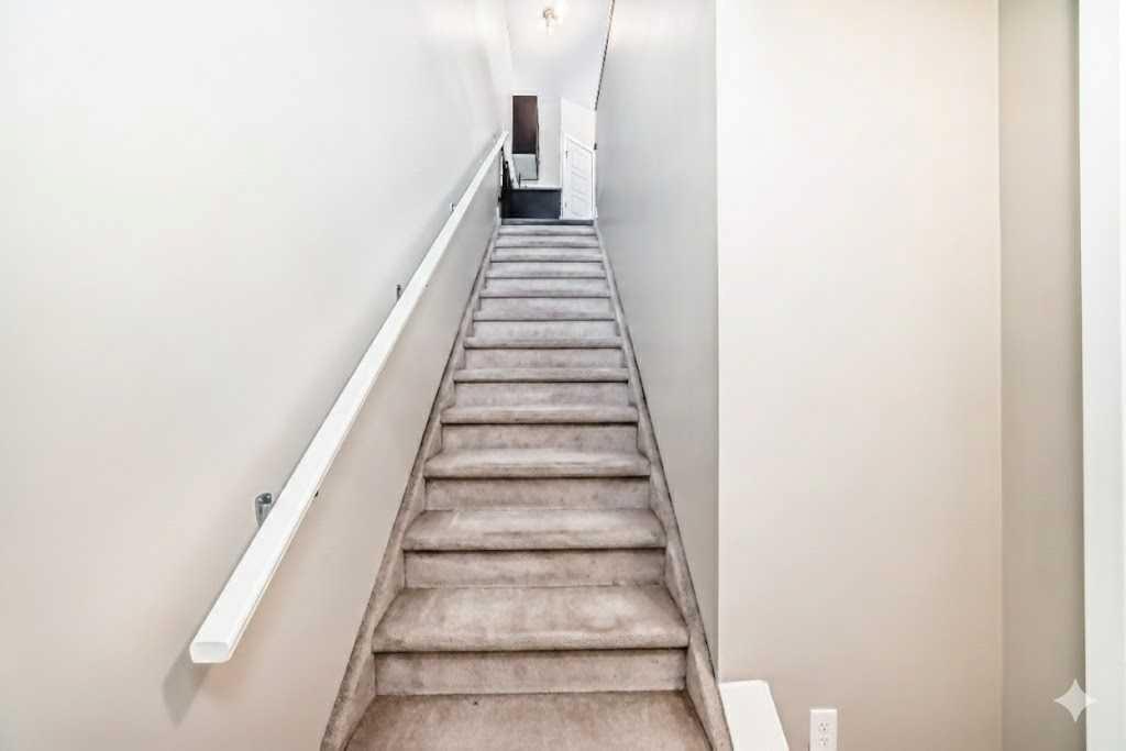 Picture for 11302, 2781 Chinook Winds Drive SW