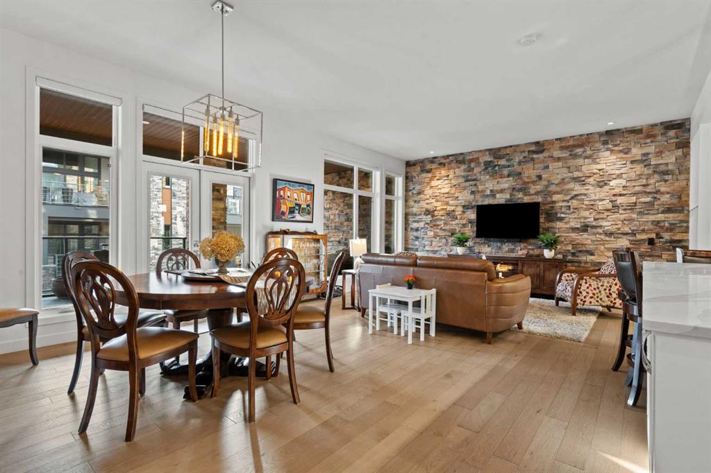 Picture for 201, 18 Mahogany Circle SE