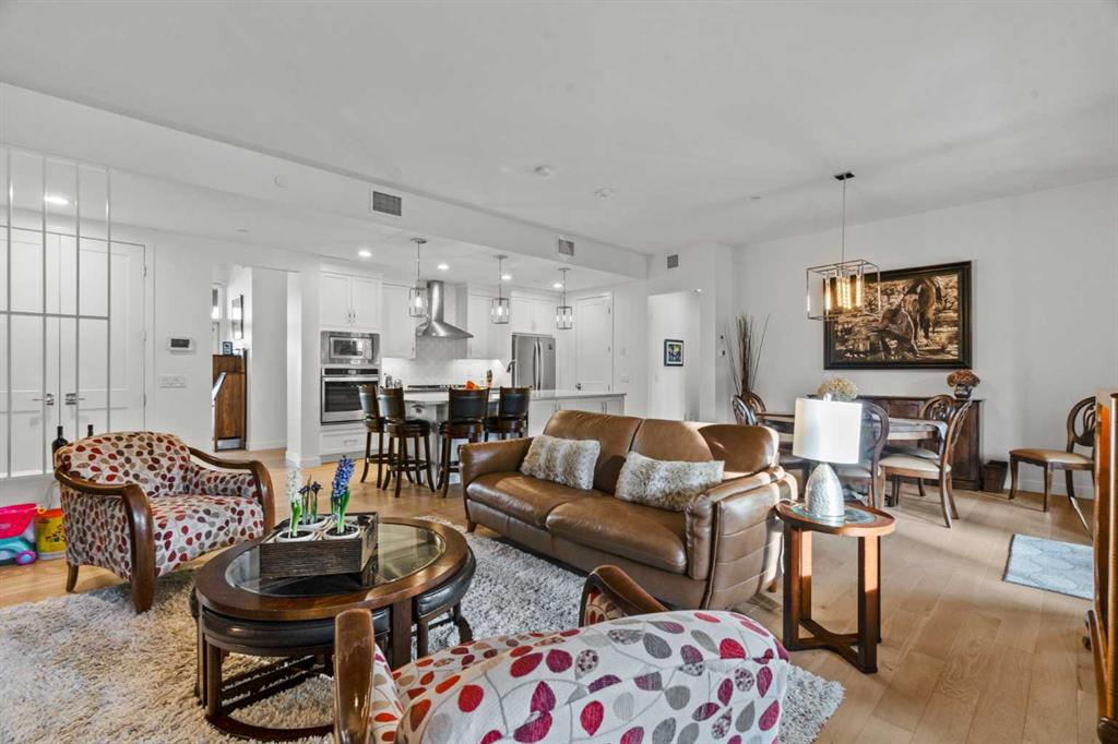 Picture for 201, 18 Mahogany Circle SE