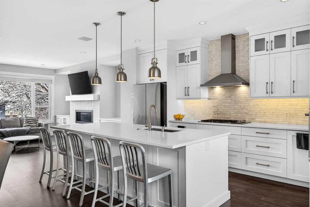 Picture for 1410 21 Avenue NW