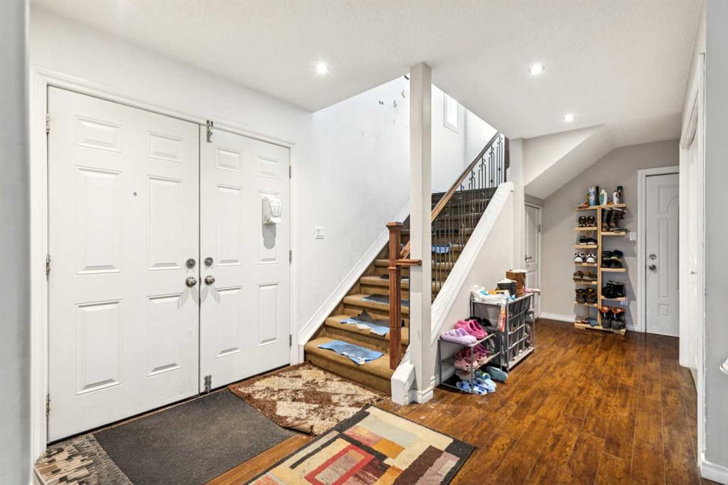 Picture for 929 38 Street SE