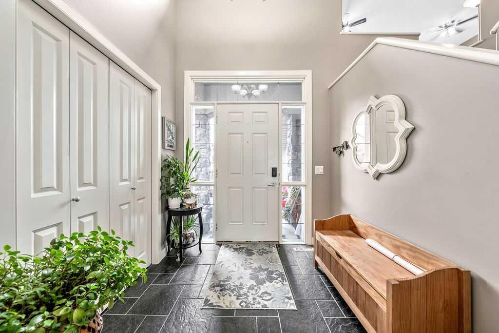 Picture for 20 Sherwood Rise NW