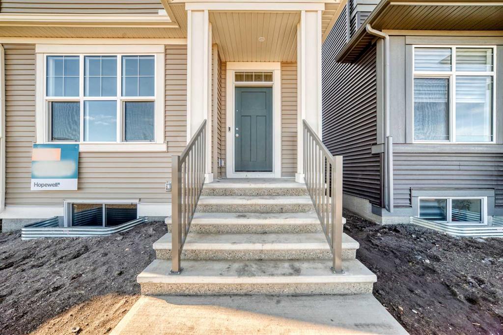 Picture for 521 Hotchkiss Drive SE