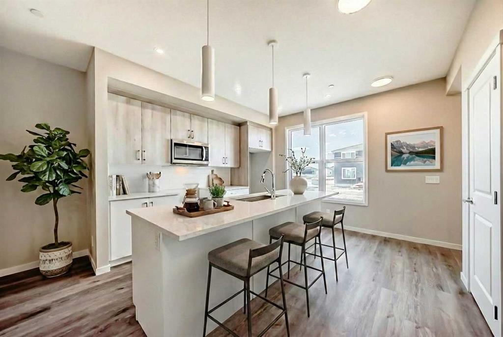 Picture for 521 Hotchkiss Drive SE