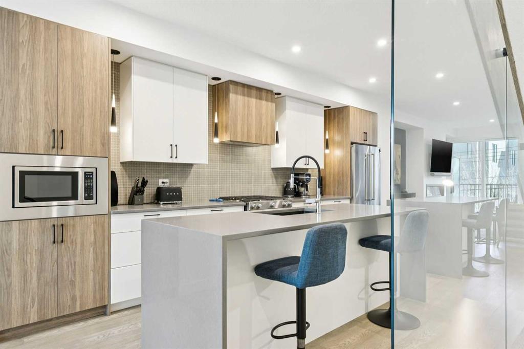 Picture for 2106 17A Street SW