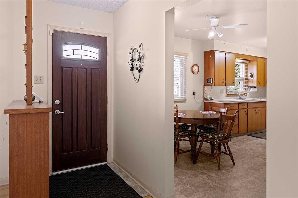 Picture for 96 2 Street SE