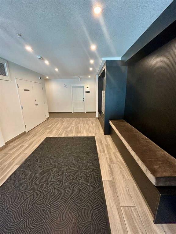 Picture for 2115, 200 Seton Circle SE