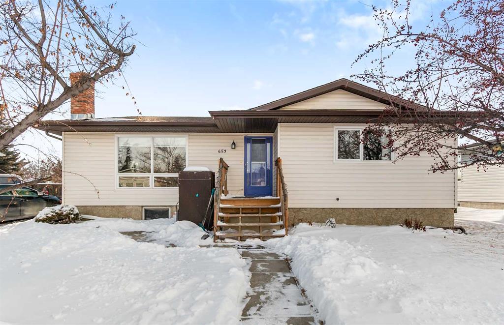 Picture for 653 Macewan Drive 