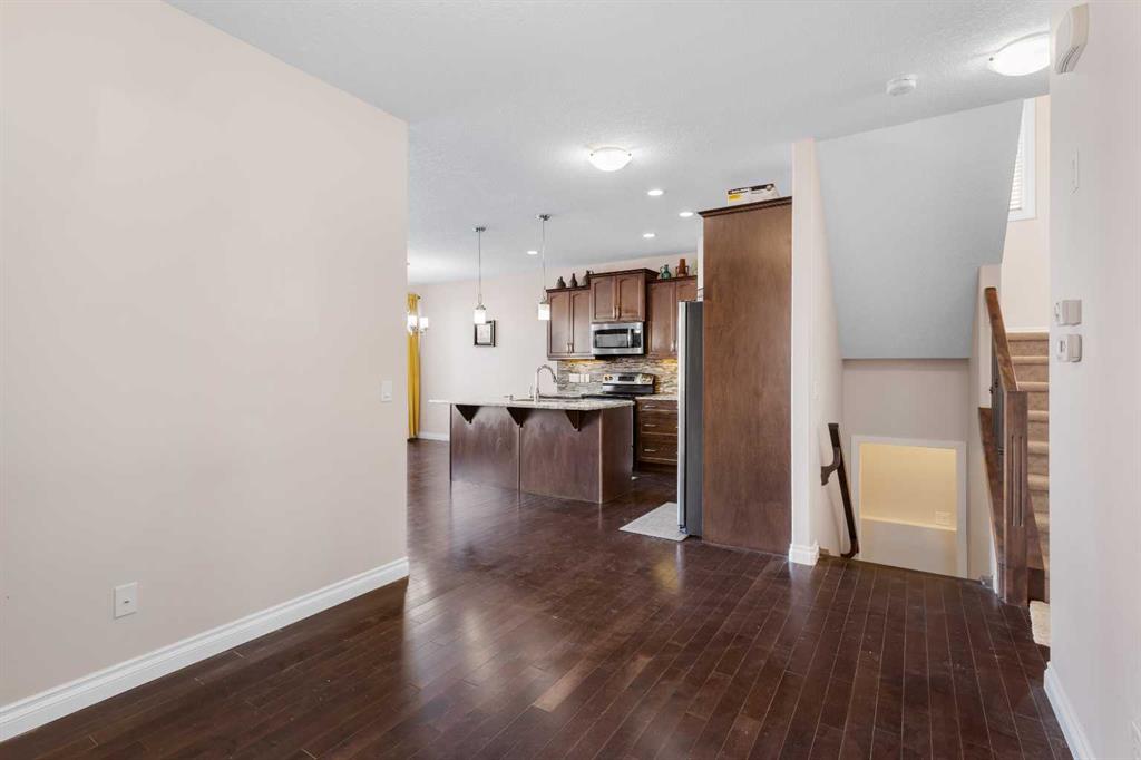 Picture for 529 Saddlelake Drive NE