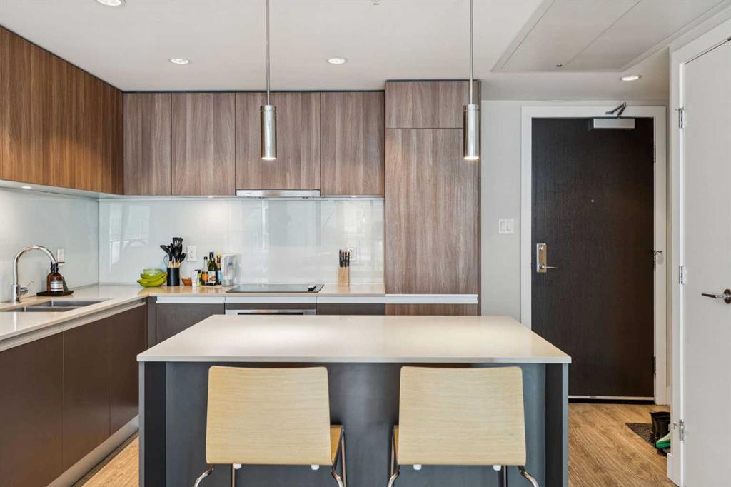 Picture for 805, 1122 3 Street SE