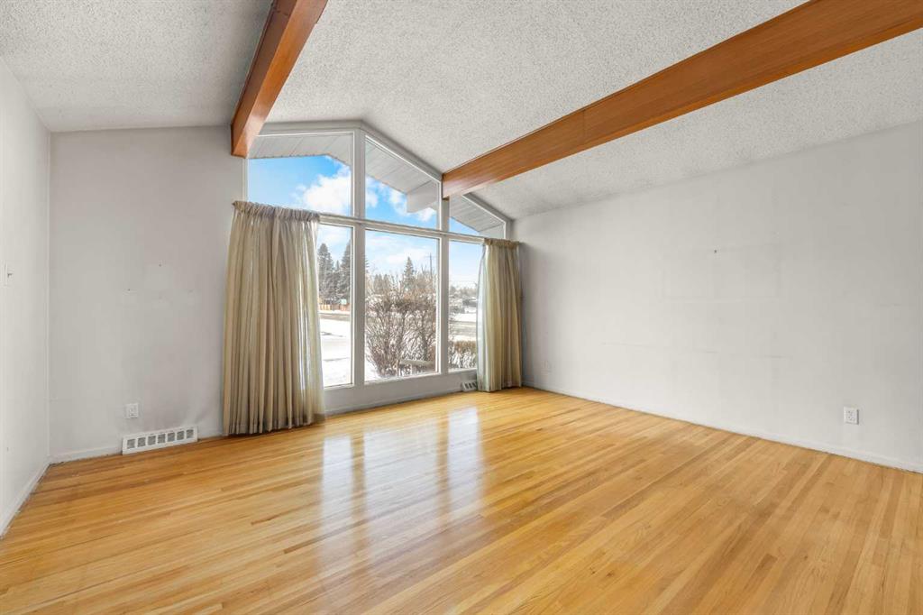 Picture for 8304 11 Street SW