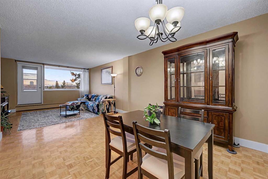 Picture for 356, 1620 8 Avenue NW