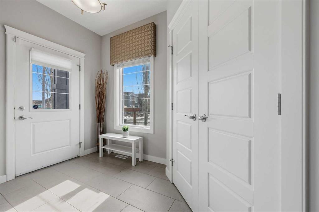 Picture for 8 Evanscrest Way NW