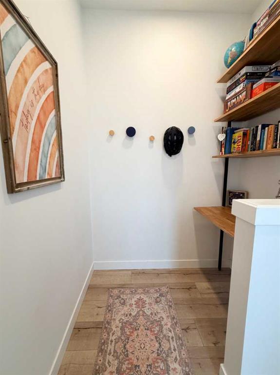 Picture for 102, 3125 39 Street NW