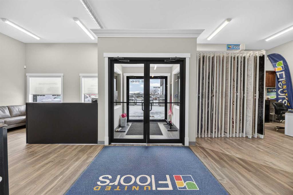 Picture for 101, 6116 46 Street 