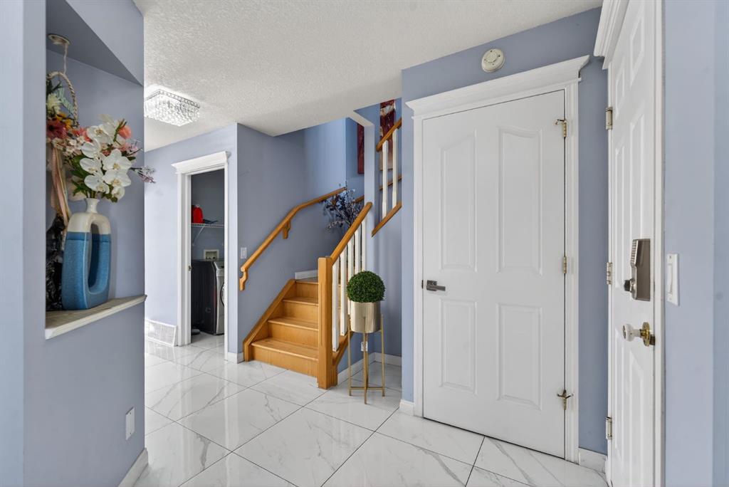 Picture for 232 San Fernando Place NE