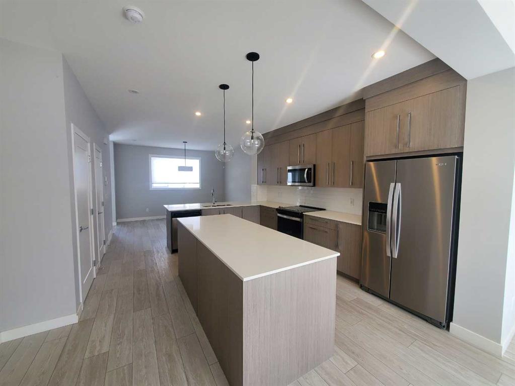 Picture for 1045 West Lakeview Drive 