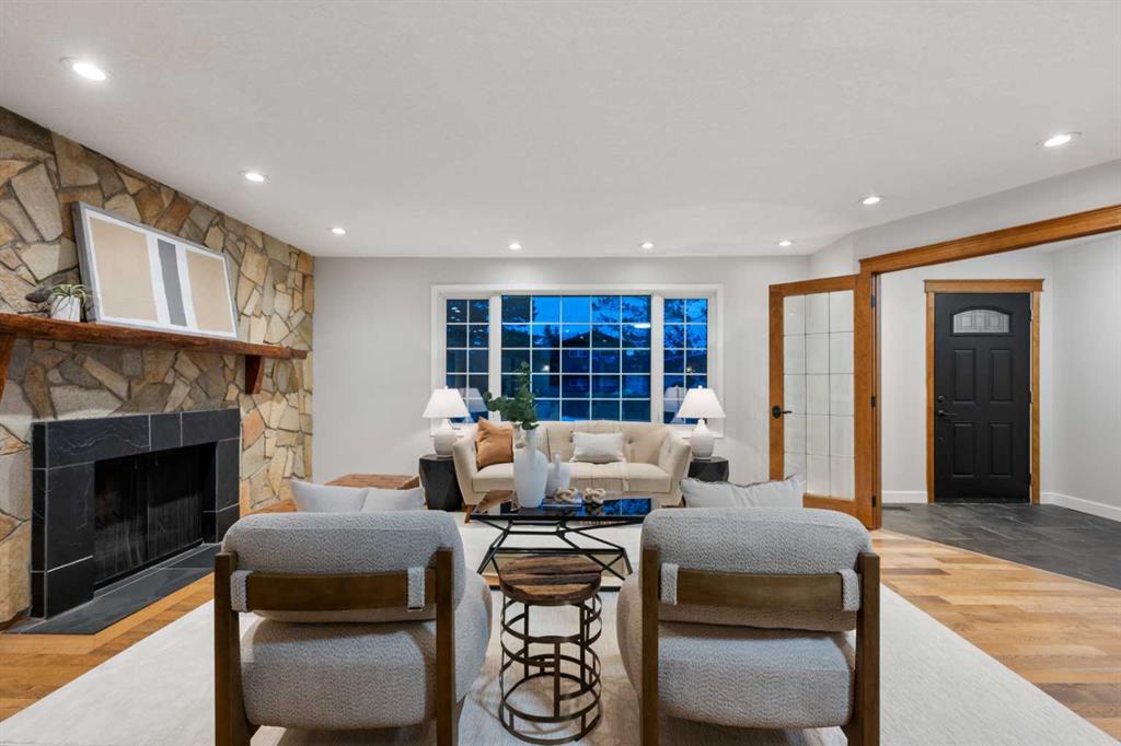 Picture for 1428 Lake Michigan Crescent SE