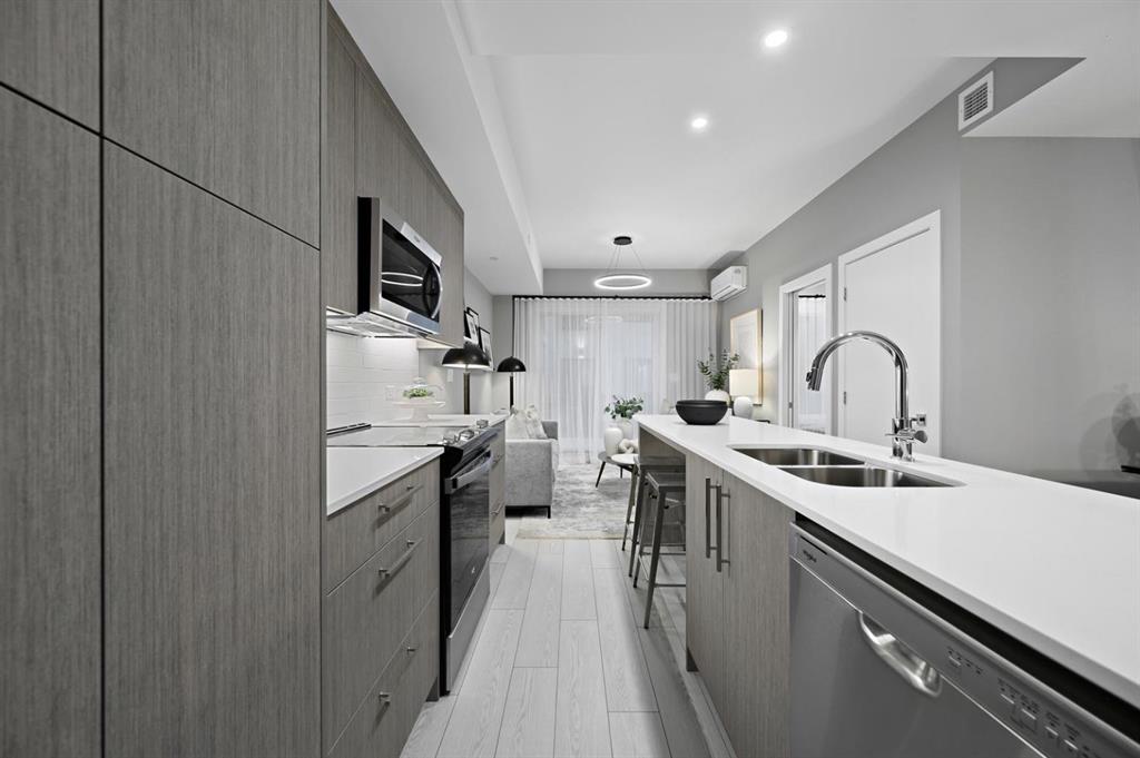 Picture for 221, 310 15 Avenue SW