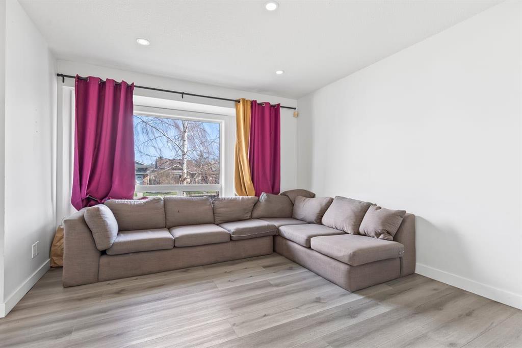 Picture for 13 Martindale Boulevard NE