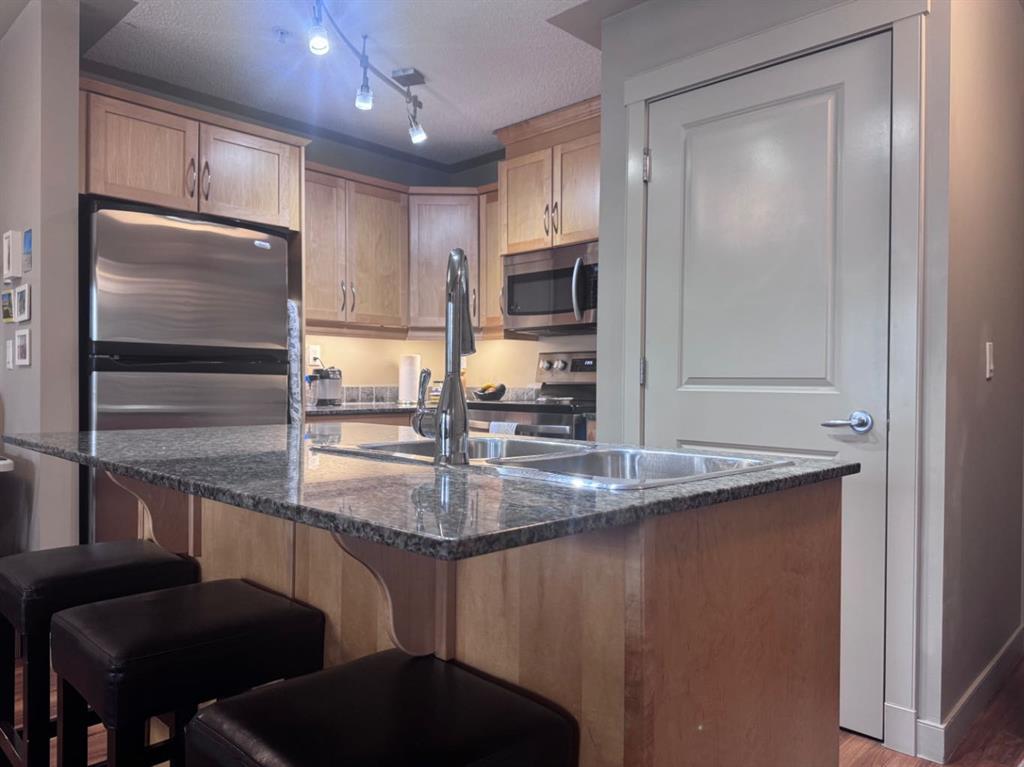 Picture for 223, 2233 34 Avenue SW