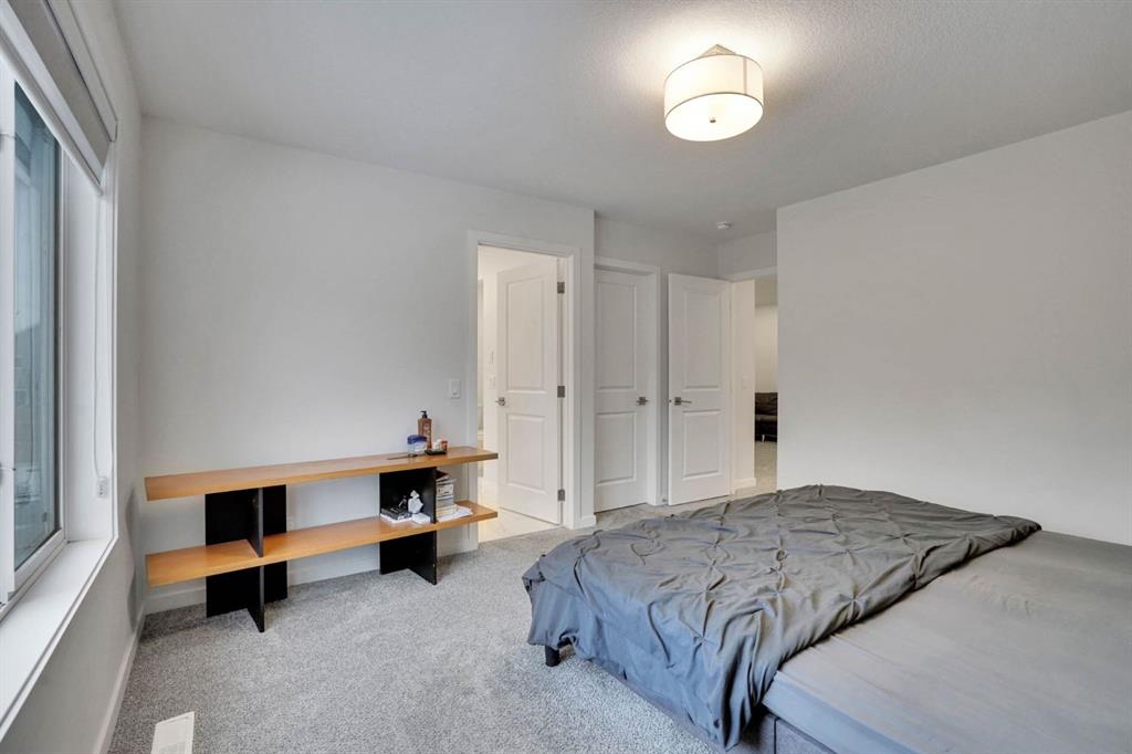 Picture for 274 Lucas Place NW