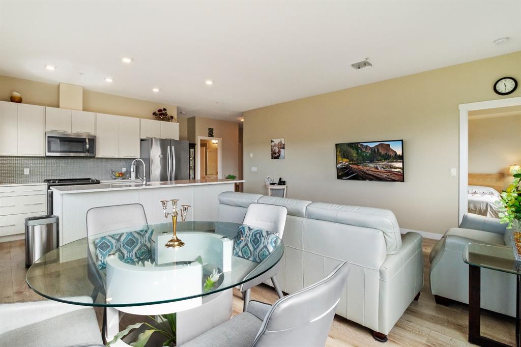 Picture for 302, 214 Sherwood Square NW