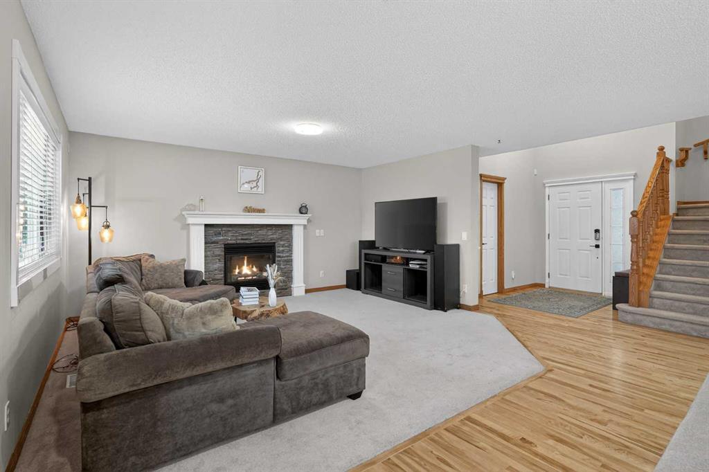 Picture for 112 West Creek Close 