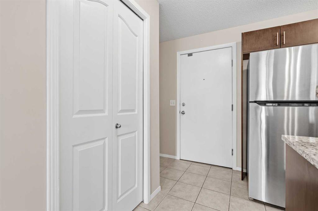 Picture for 1203, 8 Bridlecrest Drive SW