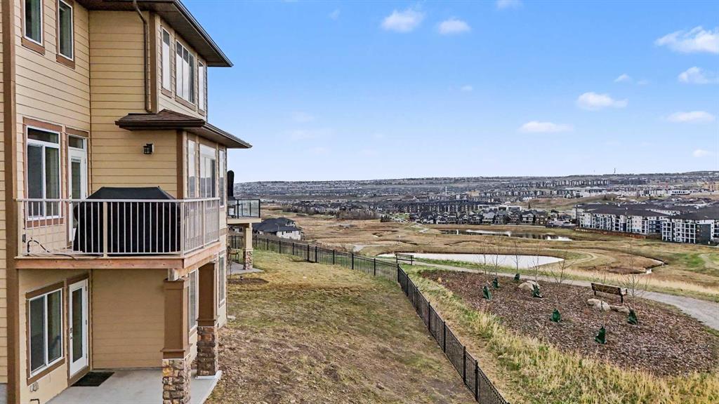 Picture for 30 Evansborough View NW