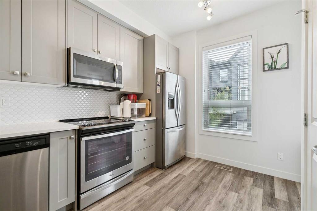 Picture for 108, 11 Evanscrest Mews NW