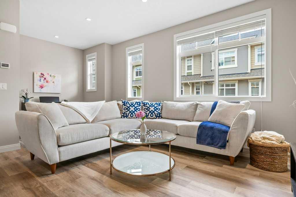 Picture for 205 Wentworth Row SW