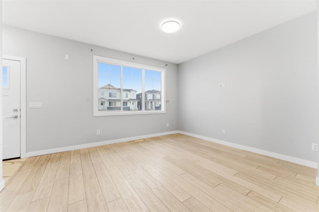 Picture for 1060 West Lakeview Drive 