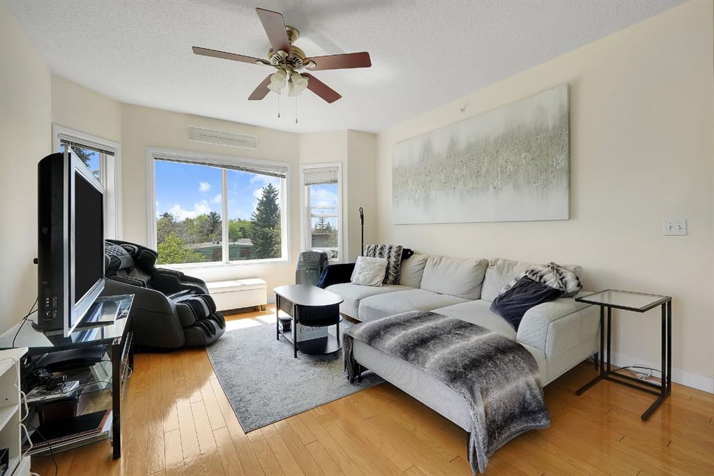 Picture for 227, 1920 14 Avenue NE