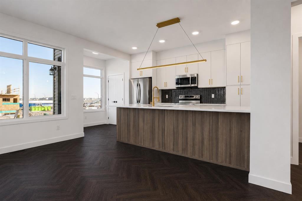 Picture for 450 River Avenue 