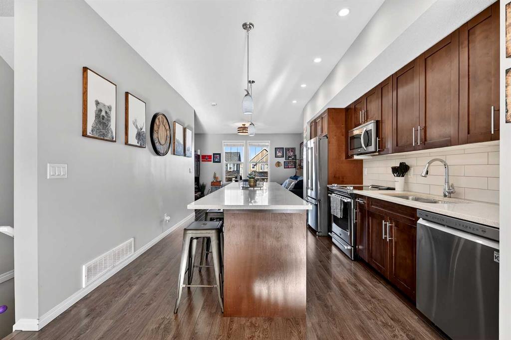 Picture for 503, 280 Williamstown Close NW