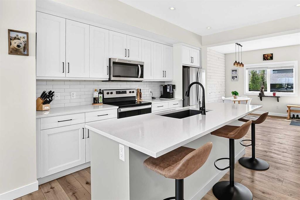 Picture for 49 River Heights Drive NW