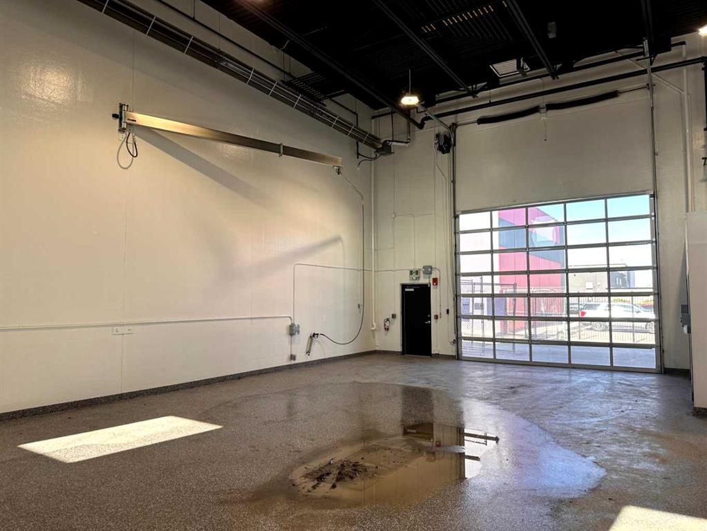 Picture for 123, 4412 9 Street SE https://www.cirrealty.ca/reb/creb/28/A2207428_16.jpg