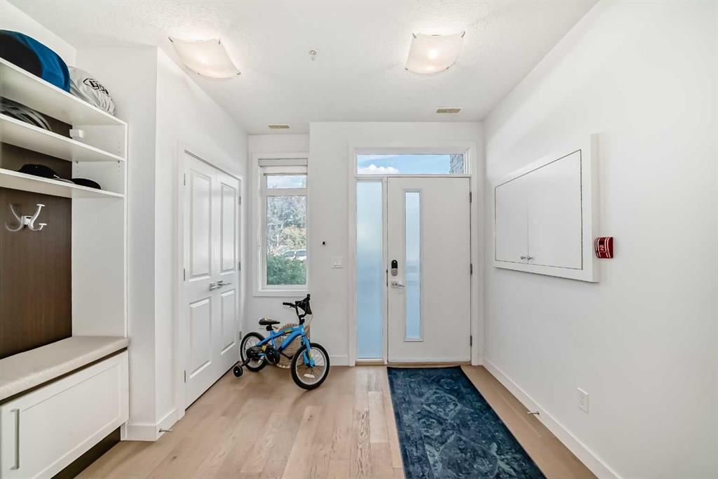 Picture for 109, 15 Rosscarrock Gate SW