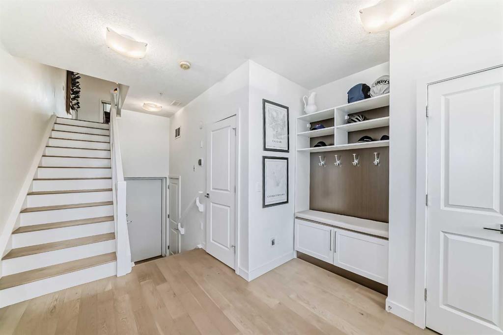 Picture for 109, 15 Rosscarrock Gate SW