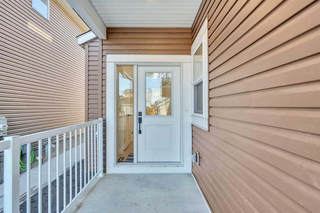 Picture for 566 Rivercrest View 