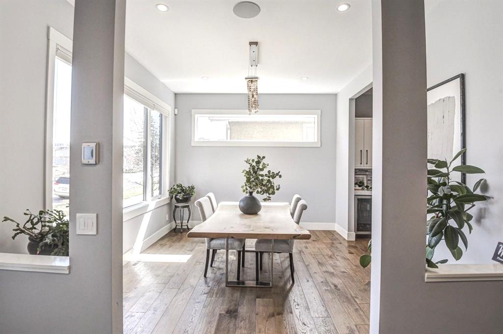 Picture for 411 9 Street NE