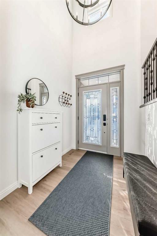 Picture for 135 Autumn Close SE