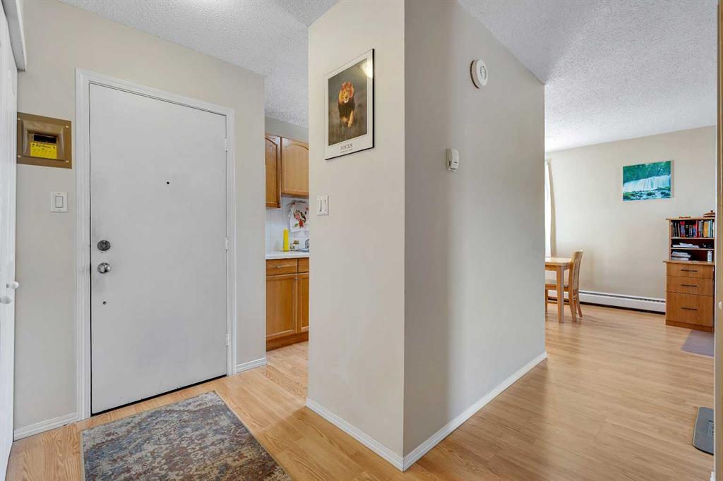 Picture for 301, 6464 Travois Crescent NW