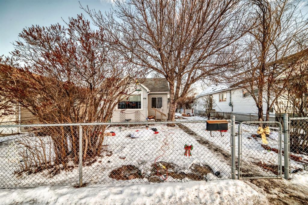 Picture for 476 3 Street 