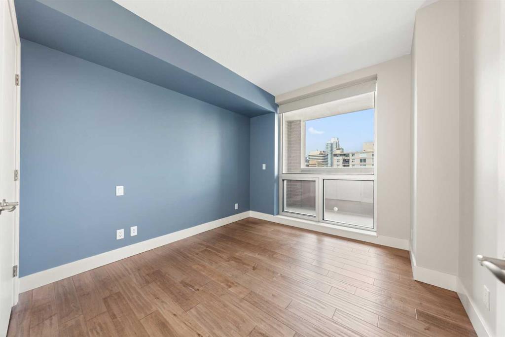 Picture for 808, 817 15 Avenue SW